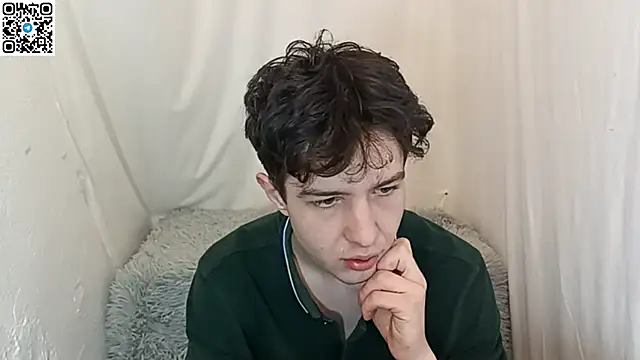  ZaneX online show from April 6, 7:26 pm