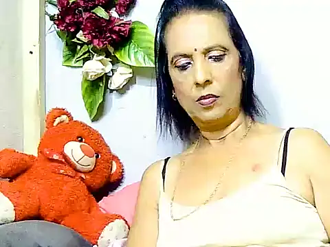 Snapshot of Hot_queen58 chatting on June 8, 5:46 pm Hot queen58 online show from June 8, 5:46 pm