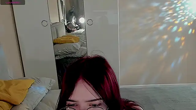 Snapshot of Marika_Degas chatting on June 18, 4:22 pm Marika Degas online show from June 18, 4:22 pm