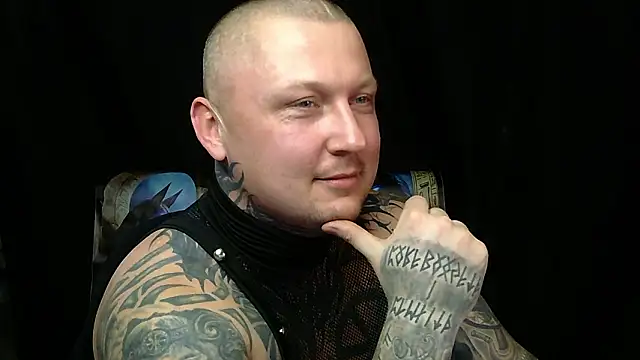 devilWithTats online show from March 8, 11:36 am