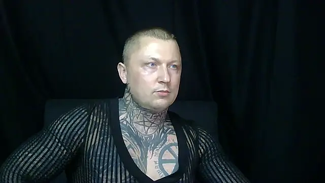 Snapshot of devilWithTats chatting on April 29, 1:26 pm devilWithTats online show from April 29, 1:26 pm