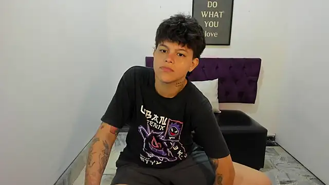 TomBoy Natali online show from June 17, 11:12 am