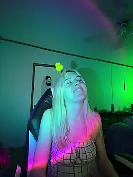 Rainsworld420 online show from April 5, 7:55 pm