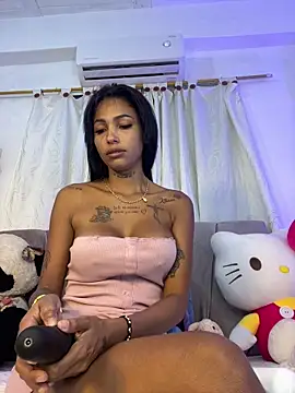 Snapshot of Antonella-smitt chatting on April 27, 12:47 pm Antonella-smitt online show from April 27, 12:47 pm