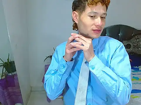  Santi2 online show from April 8, 11:48 pm