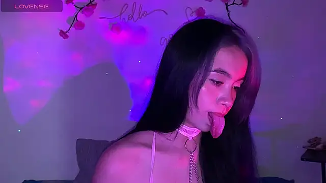 sweet molly420 online show from May 15, 11:12 pm