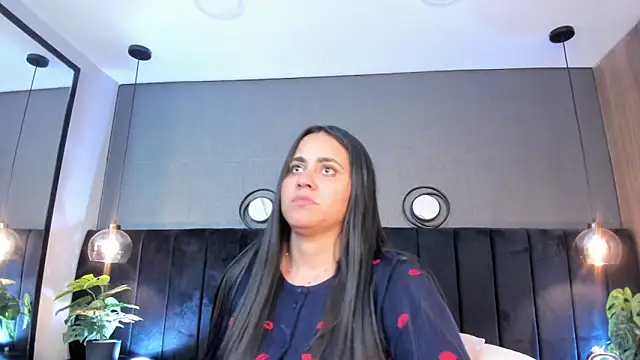 alejandra  garcia online show from May 10, 2:39 am