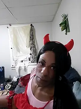 Snapshot of lil-Red-booty chatting on February 28, 4:57 am lil-Red-booty online show from February 28, 4:57 am