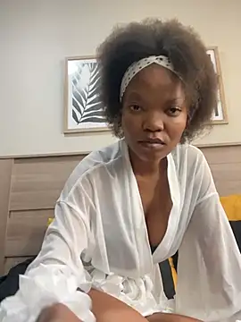 Black shorty2020 online show from February 28, 9:10 am