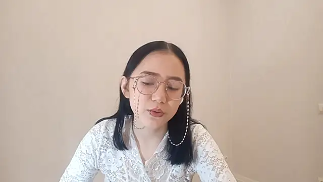 SolvedGlobe online show from April 15, 1:07 pm