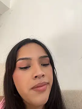 Mia-villalobos online show from June 30, 1:45 pm
