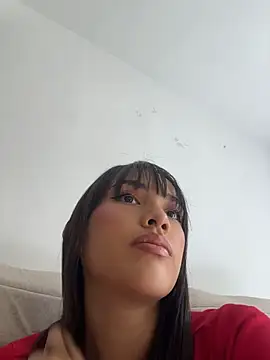 Mia-villalobos online show from July 8, 2:10 pm