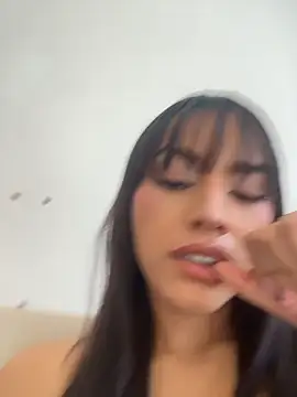 Mia-villalobos online show from July 10, 1:47 pm