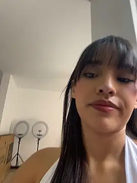 Mia-villalobos online show from July 29, 2:37 pm