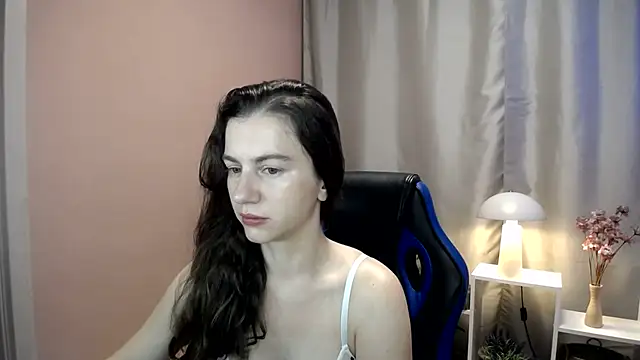 MistyBree online show from July 21, 8:05 am
