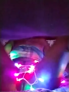 Snapshot of TasteMe85 chatting on March 1, 2:46 am TasteMe85 online show from March 1, 2:46 am