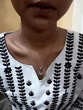 Olivia 101 online show from March 13, 7:26 am