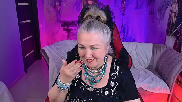 LilaMaharani online show from April 22, 2:29 pm