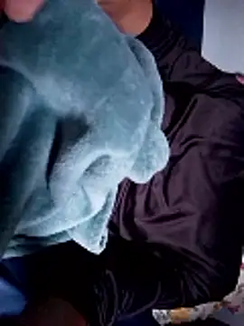 Snapshot of kazinb chatting on March 1, 8:11 pm kazinb online show from March 1, 8:11 pm