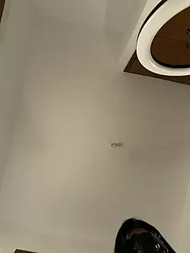 Angel of Hell online show from April 15, 2:13 pm