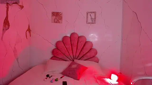 GabyOwenss online show from March 11, 10:05 pm