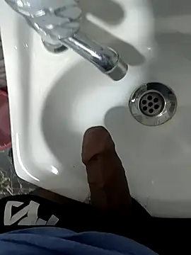 sky05b online show from March 1, 5:48 pm