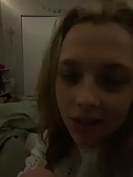 Snapshot of imkhloe chatting on March 2, 5:31 pm imkhloe online show from March 2, 5:31 pm