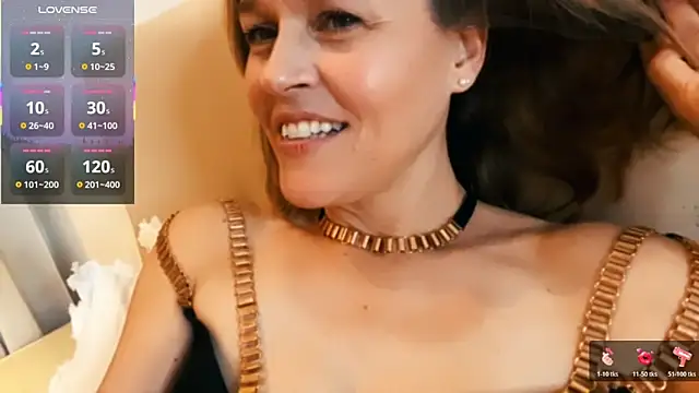 Lizacams online show from March 31, 4:40 pm