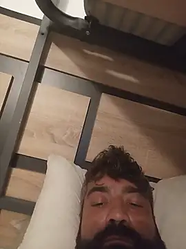Snapshot of turistahot chatting on May 27, 12:07 am turistahot online show from May 27, 12:07 am