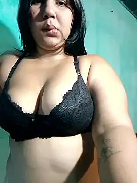 Snapshot of zul40 chatting on April 16, 12:11 am zul40 online show from April 16, 12:11 am