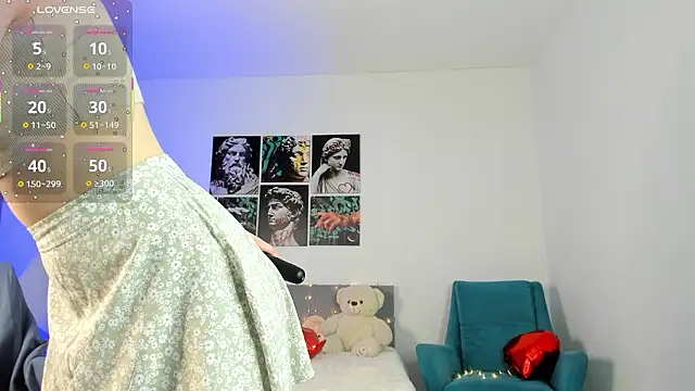 squeezyteasy online show from March 4, 1:44 am