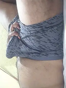 feellove789 online show from July 4, 7:42 pm