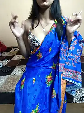 Glow Queen online show from March 3, 5:52 pm