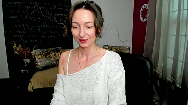 Kate Millersi online show from July 31, 12:04 pm