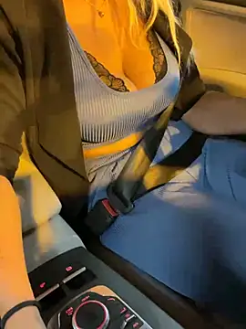 BellaMila online show from June 8, 6:03 am