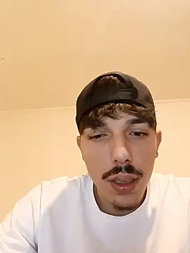 danbig01 online show from March 18, 10:07 am