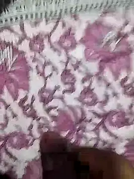 Snapshot of Saikat0085 chatting on May 18, 8:25 pm Saikat0085 online show from May 18, 8:25 pm