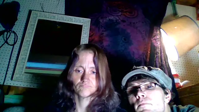 Snapshot of toxicbish chatting on March 4, 7:58 am toxicbish online show from March 4, 7:58 am