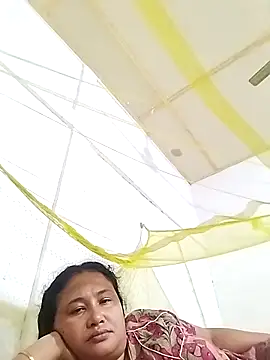 Snapshot of Rashi_bhabi chatting on June 21, 10:45 pm Rashi bhabi online show from June 21, 10:45 pm