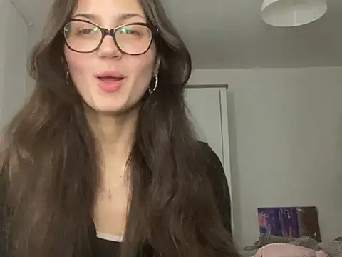 Ellamay06 online show from March 8, 10:02 pm