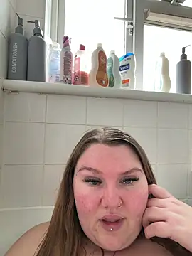 BeeMay22 online show from March 10, 9:36 am