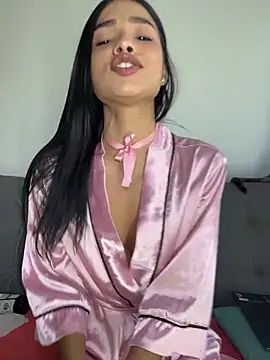 Snapshot of Bella_Smithe chatting on May 31, 2:57 pm Bella Smithe online show from May 31, 2:57 pm