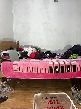 DeluxeTrapito online show from March 2, 12:57 am