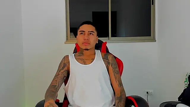 Mnell28 online show from April 13, 9:04 am