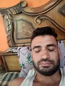 Snapshot of gauravsexy chatting on April 26, 3:37 am gauravsexy online show from April 26, 3:37 am