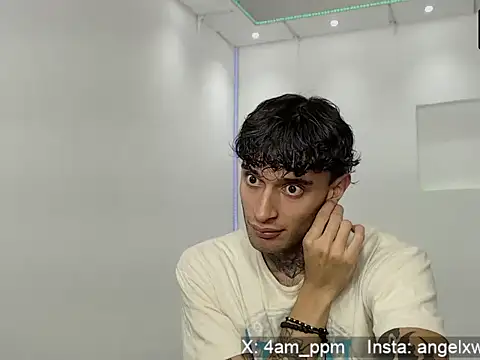 yourxcyberxangel online show from March 21, 2:27 am