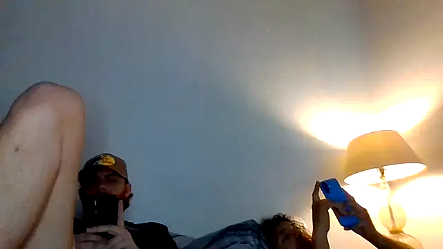 TallHungandCloudy69 online show from April 9, 12:21 am