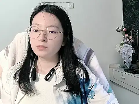 Eeya-36 online show from April 1, 12:39 pm