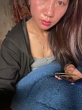 Candy baby01 online show from March 25, 11:44 pm