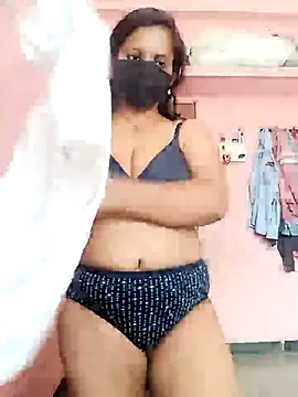 Miss-Dolly07 online show from April 11, 6:07 am